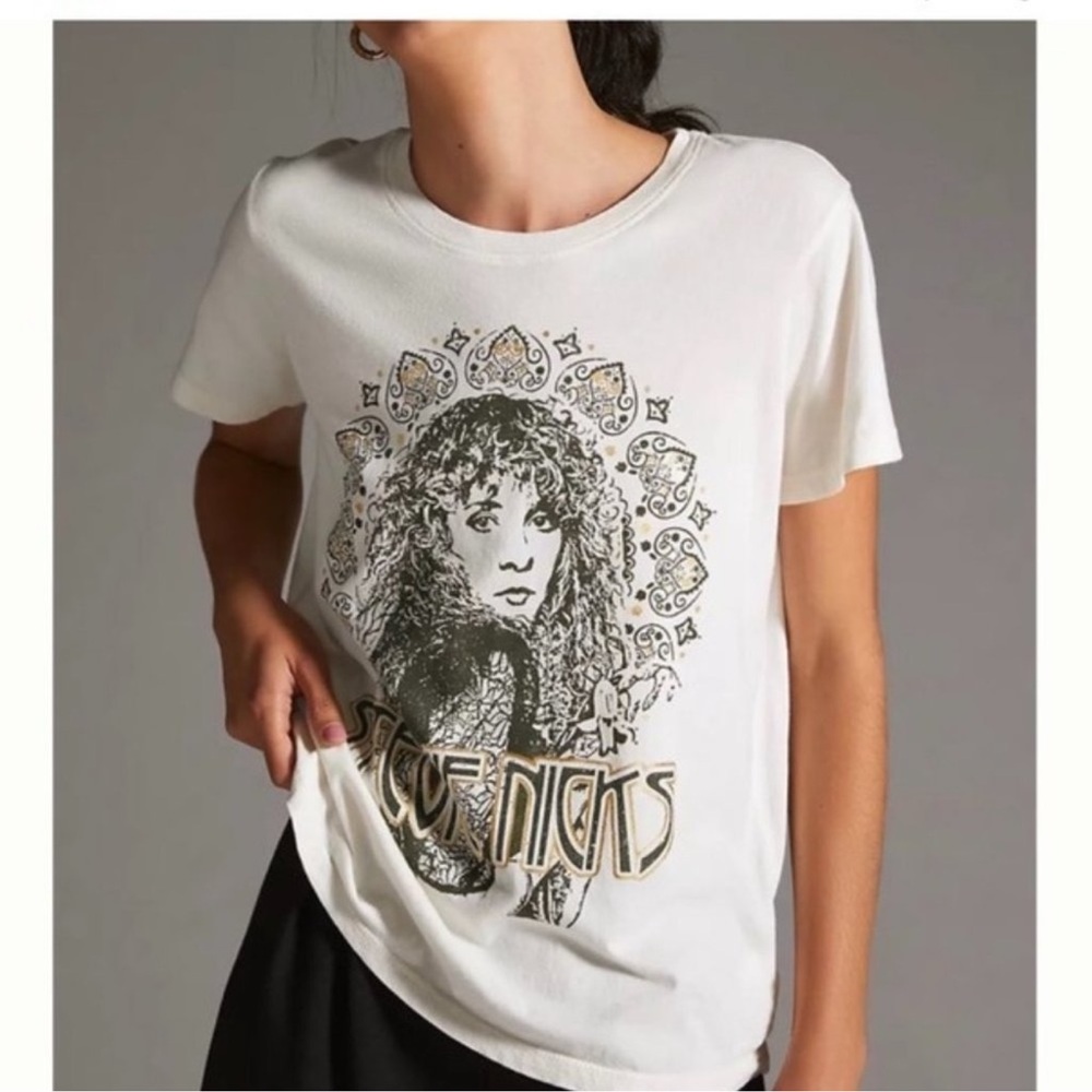 Let Luv Stevie Nicks Graphic T.  Size XL.